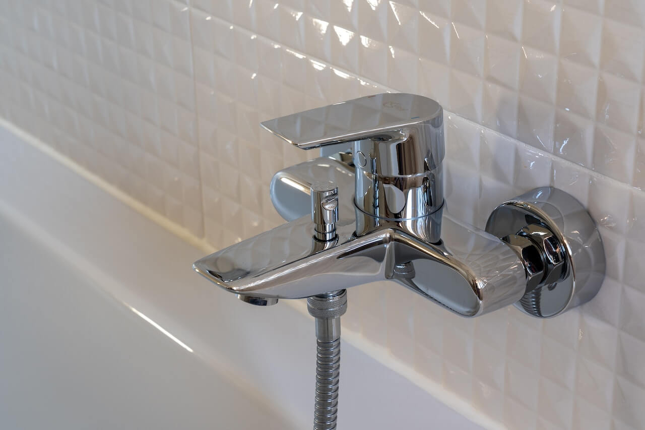 6 Mistakes to Avoid When Installing Your Hot Water System image