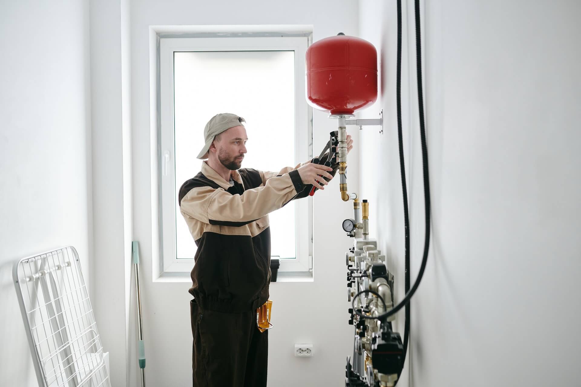8 Situations Where Affordable Plumbing Services are Necessary image